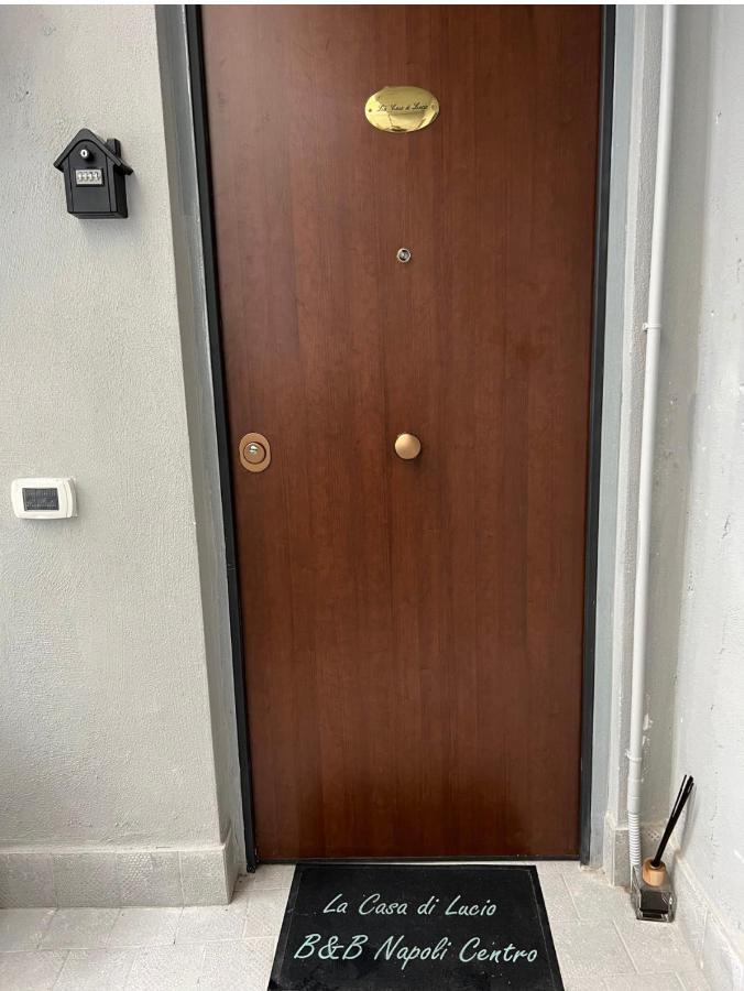 Napoli Centro-La Casa Di Lucio Panzió Kültér fotó